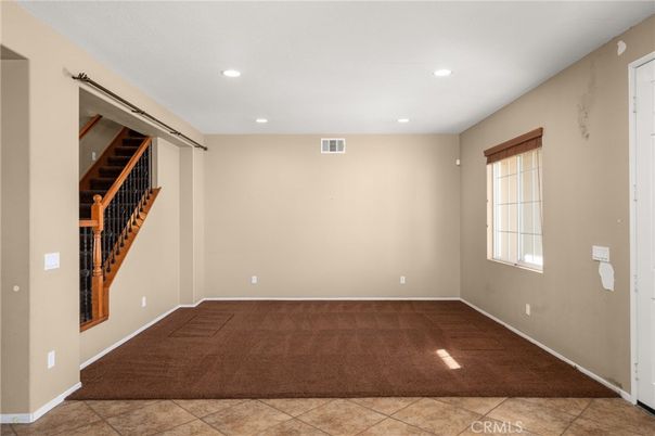 Empty room, Interior, Recessed Lighting