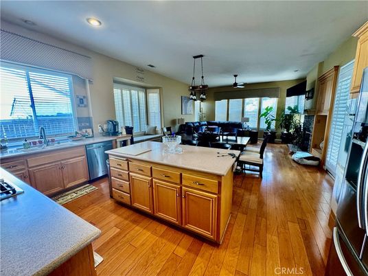 Dining room, Interior, Kitchen, Pendant Lights, Recessed Lighting, Wood Texture Flooring