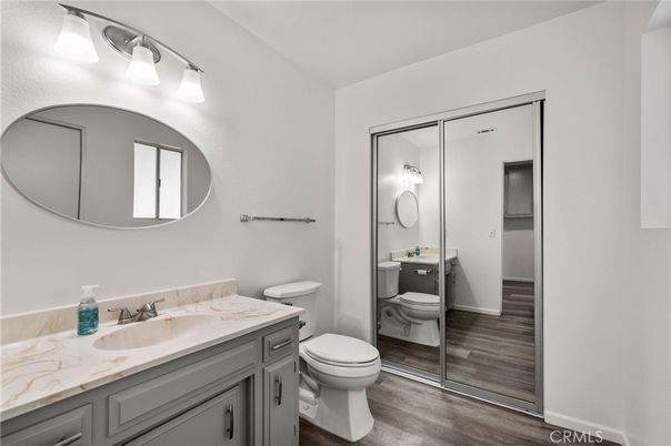 Bathroom, Dual Sink Vanities, Interior, Wood Texture Flooring