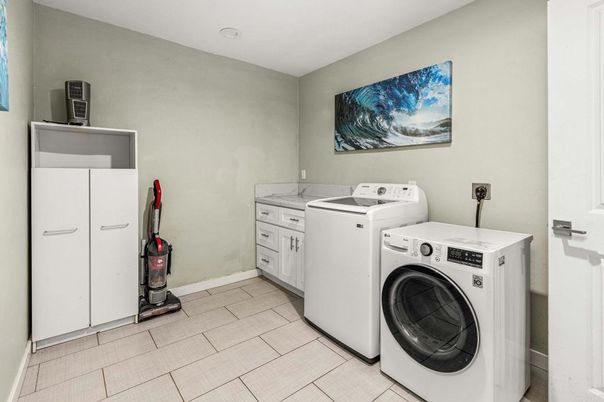 Interior, Recessed Lighting, Washer