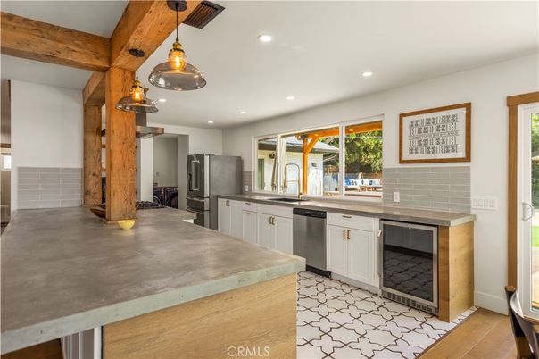 Interior, Kitchen, Pendant Lights, Recessed Lighting, Stainless Steel Appliances