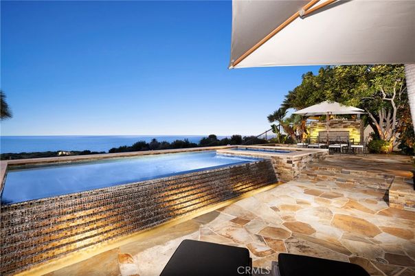 Exterior, Pool, Water