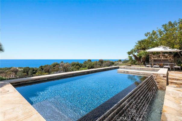 Exterior, Pool, Water