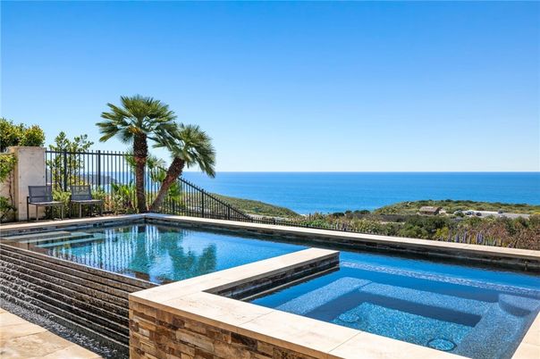 Exterior, Pool, Water