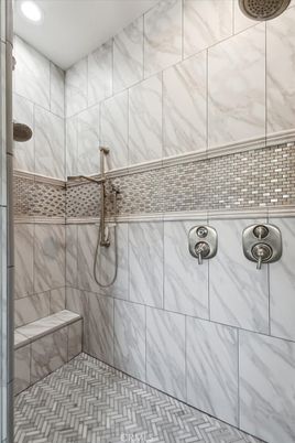 Bathroom, Interior, Marble Walls, Recessed Lighting