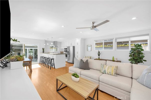 Dining room, Interior, Kitchen, Living room, Pendant Lights, Recessed Lighting, Stainless Steel Appliances, Wood Texture Flooring