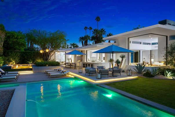 Backyard, Exterior, Pool