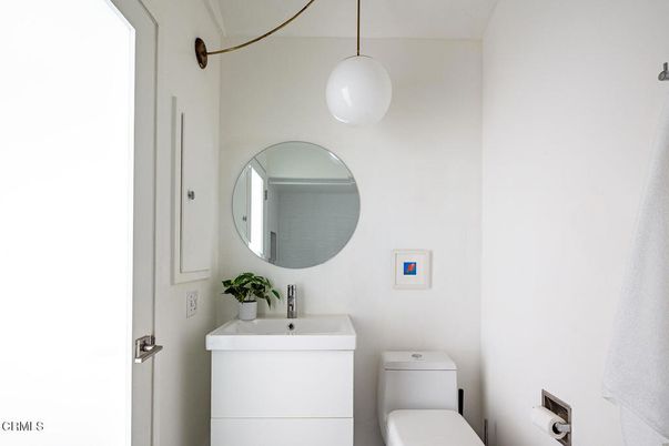 Bathroom, Interior, Pendant Lights