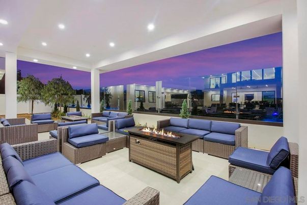 Exterior, Recessed Lighting