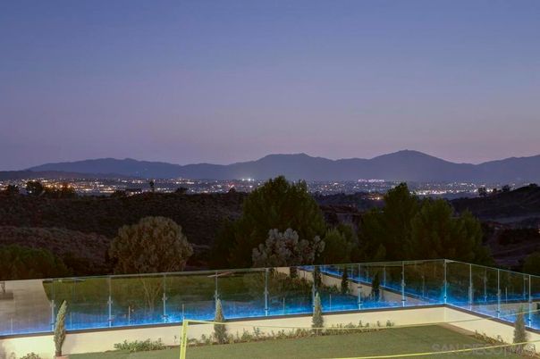 Exterior, Pool, Other