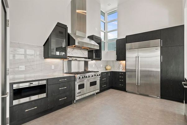 Interior, Kitchen, Stainless Steel Appliances
