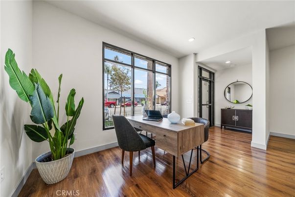 Home Office, Interior, Recessed Lighting, Wood Texture Flooring