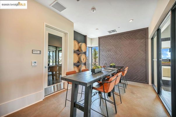 Dining room, Interior, Recessed Lighting