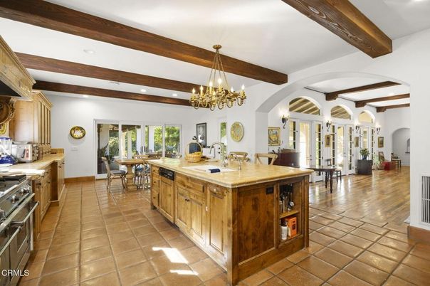 Chandelier, Dining room, Interior, Kitchen, Pendant Lights, Recessed Lighting, Wooden Beams