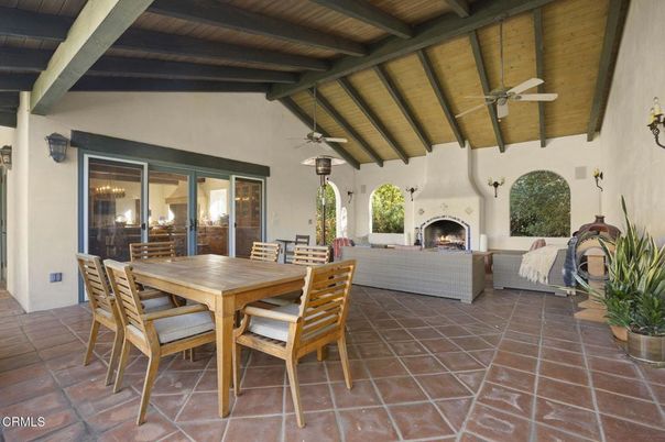 Dining room, Exterior, Fireplace, Living room, Wooden Beams, Wooden Ceilings