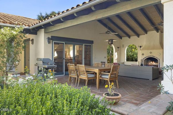 Exterior, Fireplace