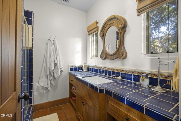 Bathroom, Interior, Tile Countertops