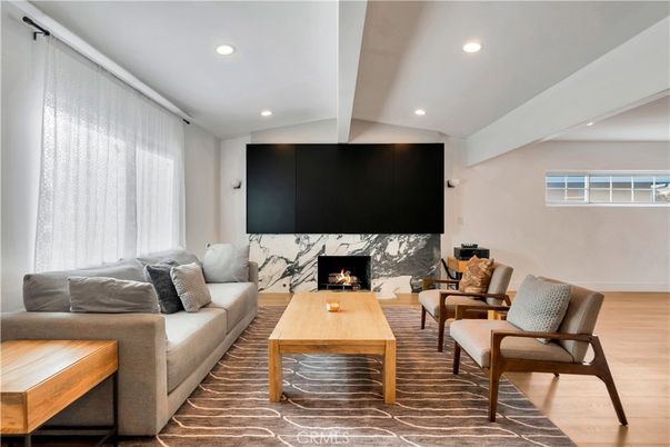 Fireplace, Interior, Living room, Recessed Lighting, Wood Texture Flooring
