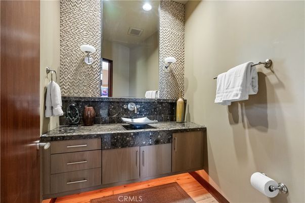 Bathroom, Interior, Recessed Lighting, Wood Texture Flooring