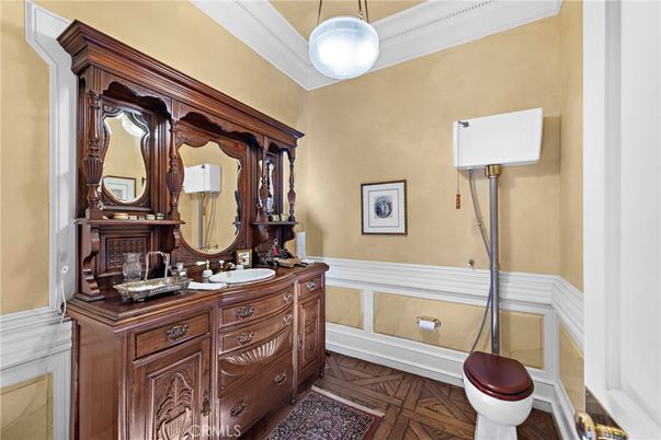 Bathroom, Interior, Pendant Lights, Wood Texture Flooring