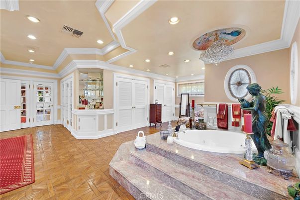 Bathroom, Interior, Recessed Lighting, Wood Texture Flooring