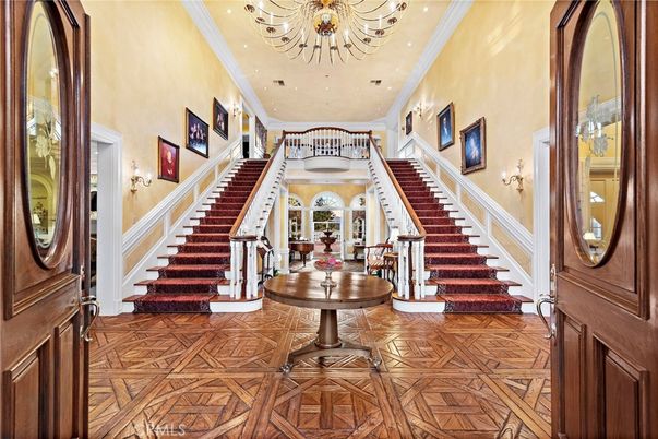 Chandelier, Interior, Recessed Lighting, Wood Texture Flooring