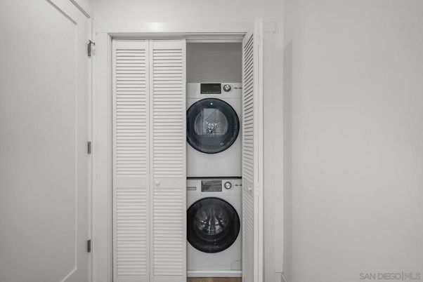 Interior, Utility Closets, Washer
