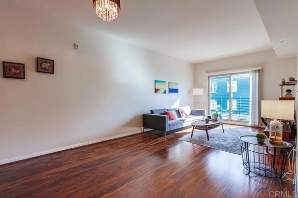 Chandelier, Interior, Living room, Wood Texture Flooring