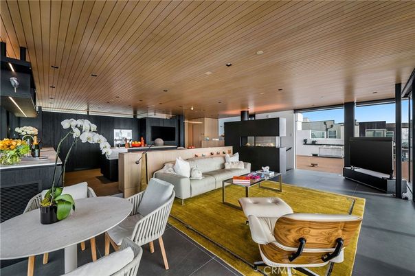 Dining room, Interior, Kitchen, Living room, Pendant Lights, Recessed Lighting, Stainless Steel Appliances, Wooden Ceilings