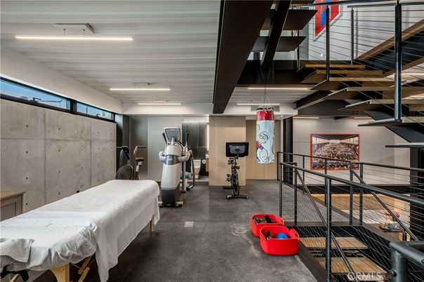 Fitness Equipment, Interior, Recessed Lighting