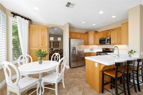 Dining room, Interior, Kitchen, Recessed Lighting, Stainless Steel Appliances