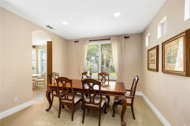 Dining room, Interior, Recessed Lighting