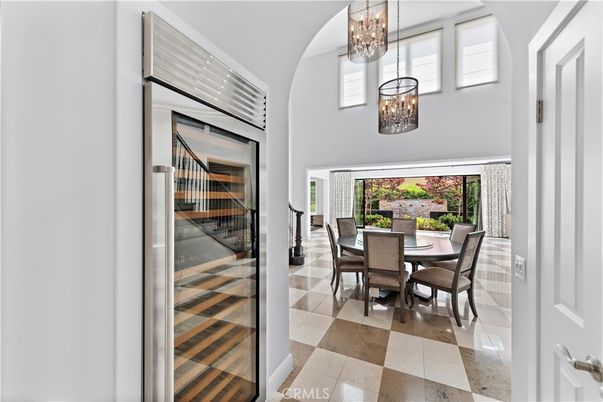 Chandelier, Dining room, Interior, Pendant Lights