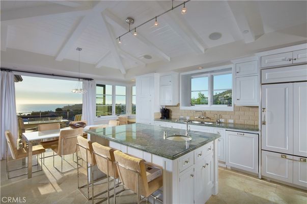 Dining room, Interior, Kitchen, Pendant Lights, Recessed Lighting, Water
