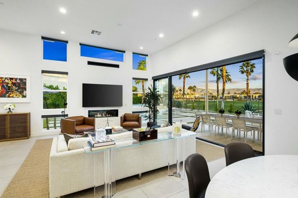 Dining room, Interior, Living room, Recessed Lighting, Water