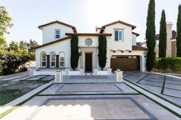 Attached, Exterior, Facade, Spanish Mediterranean