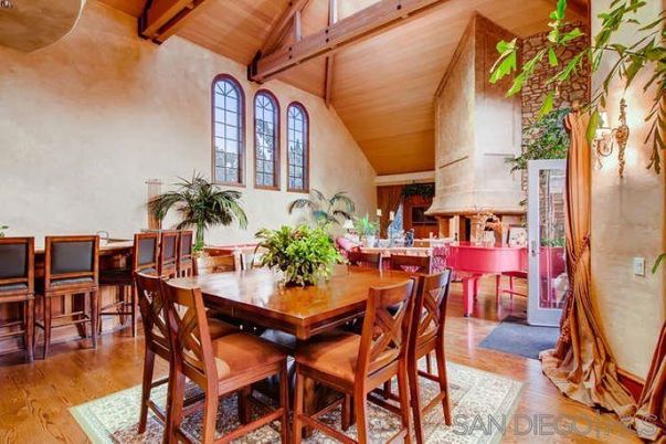 Dining room, Interior, Piano, Wooden Beams, Wooden Ceilings, Wood Texture Flooring