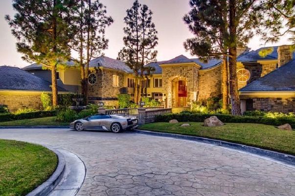 Backyard, Exterior, Facade, French Provincial