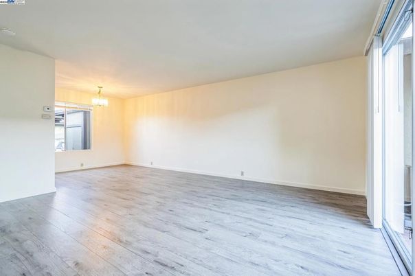 Chandelier, Empty room, Interior, Wood Texture Flooring