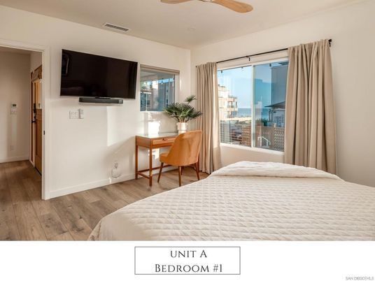 Bedroom, Home Office, Interior, Water, Wood Texture Flooring