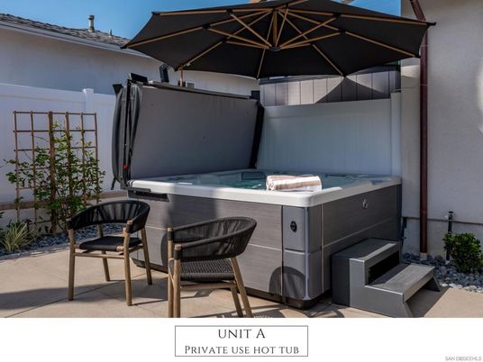 Exterior, Hot Tub