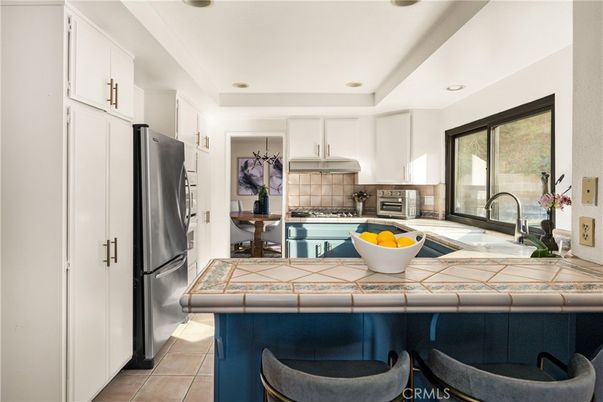 Interior, Kitchen, Recessed Lighting, Tile Countertops