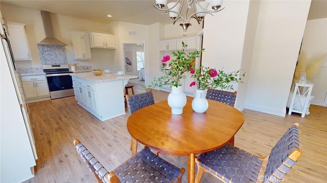 Chandelier, Dining room, Interior, Kitchen, Recessed Lighting, Wood Texture Flooring