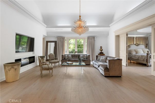 Bedroom, Chandelier, Interior, Living room, Wood Texture Flooring