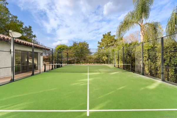Exterior, Tennis Courts
