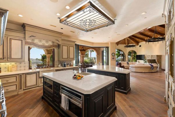 Interior, Kitchen, Living room, Recessed Lighting, Wooden Beams, Wooden Ceilings, Wood Texture Flooring
