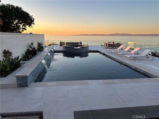 Exterior, Pool, Water