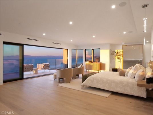 Bedroom, Interior, Pendant Lights, Recessed Lighting, Water, Wood Texture Flooring