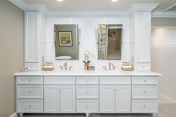 Bathroom, Dual Sink Vanities, Interior, Recessed Lighting, Wood Texture Flooring