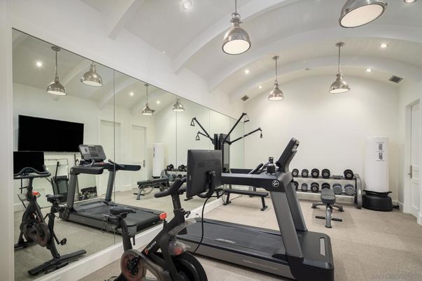 Fitness Equipment, Interior, Pendant Lights, Recessed Lighting